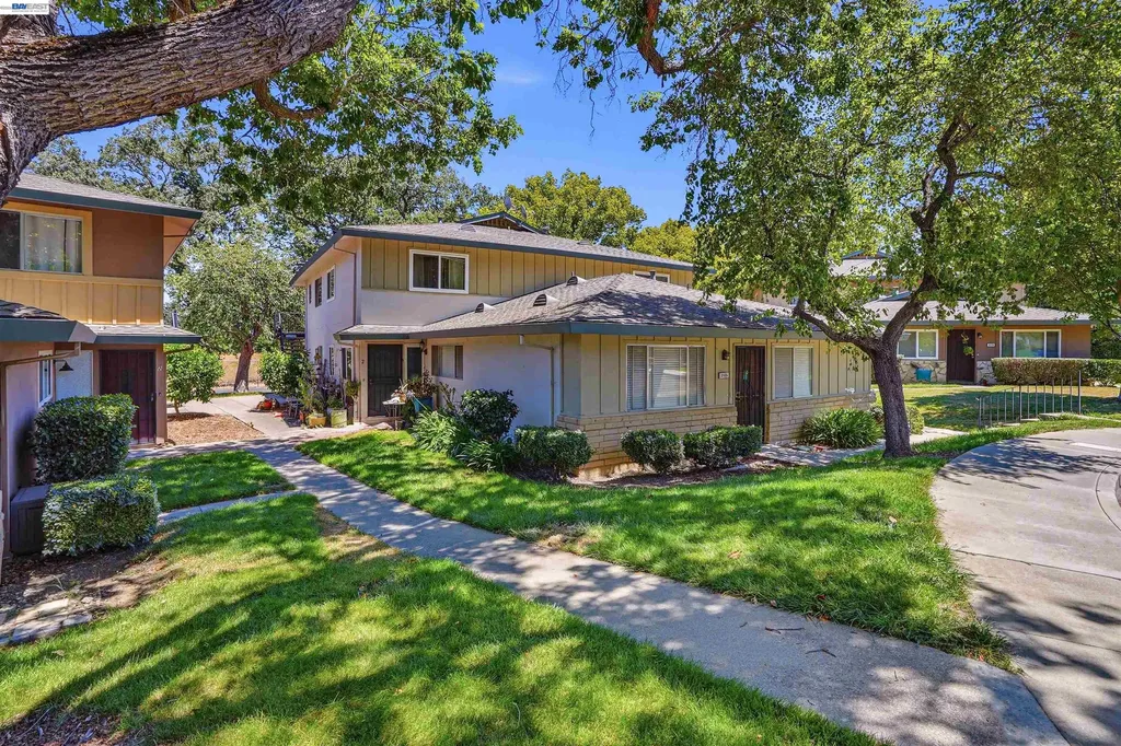 2125 Arroyo Court Pleasanton CA 94588