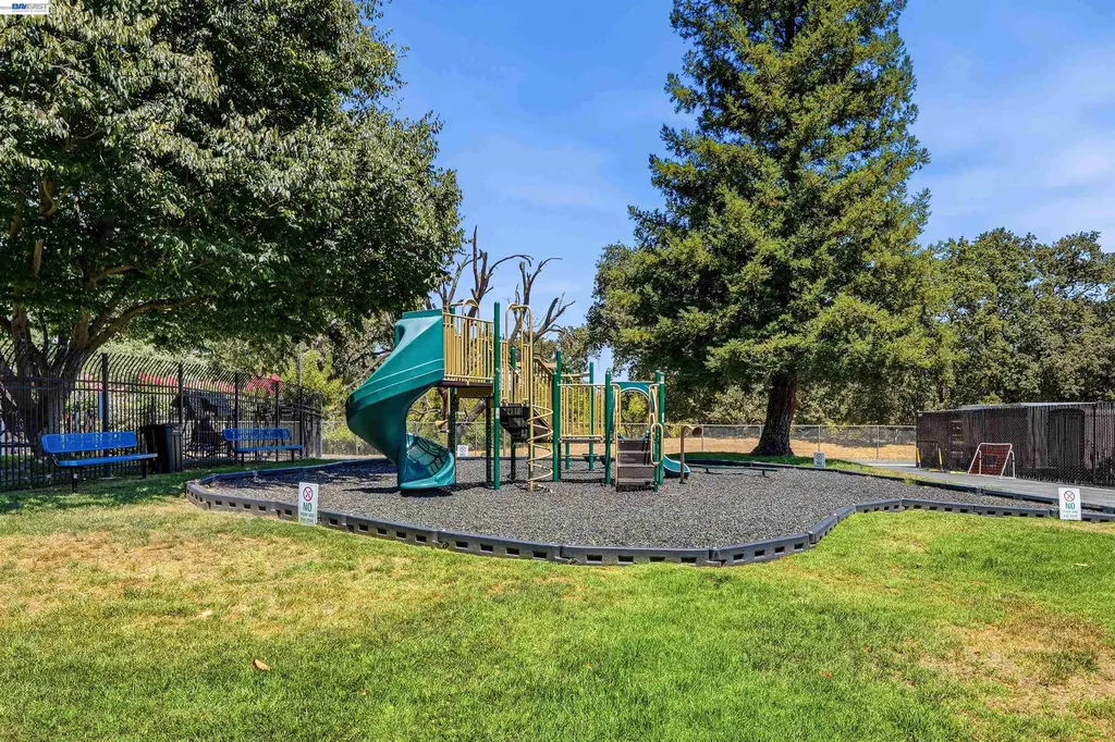 2125 Arroyo Court Pleasanton CA 94588