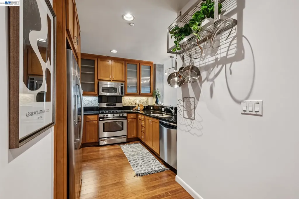 428 Alice Street Oakland CA 94607