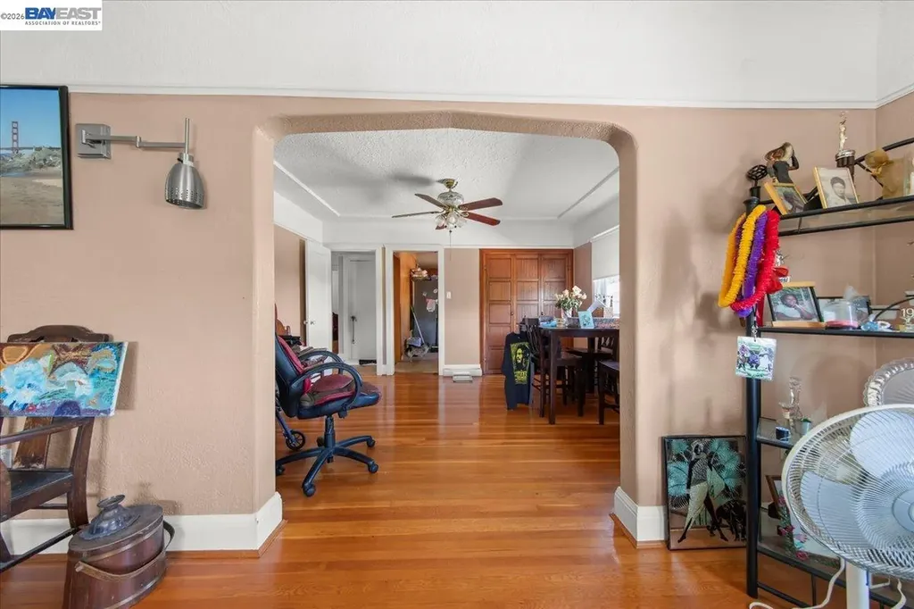 22071 Montgomery Street Hayward CA 94541