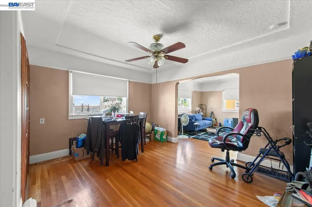 22071 Montgomery Street Hayward CA 94541
