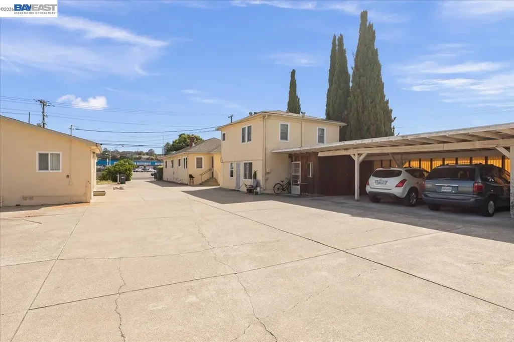 22071 Montgomery Street Hayward CA 94541
