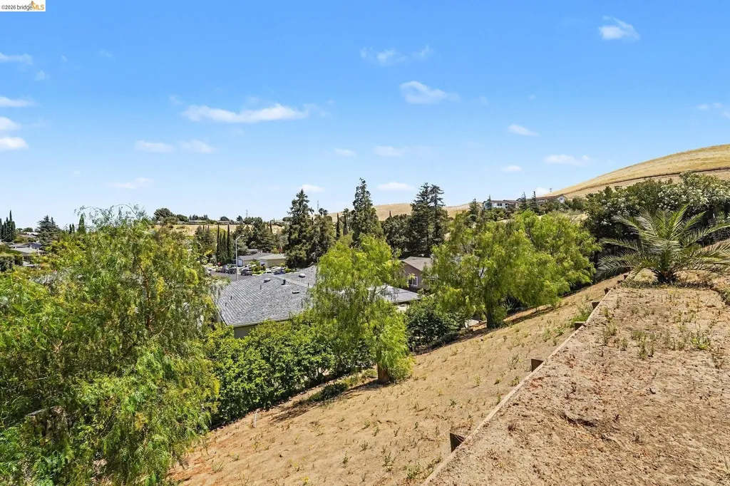 1150 Los Palos Court Pittsburg CA 94565