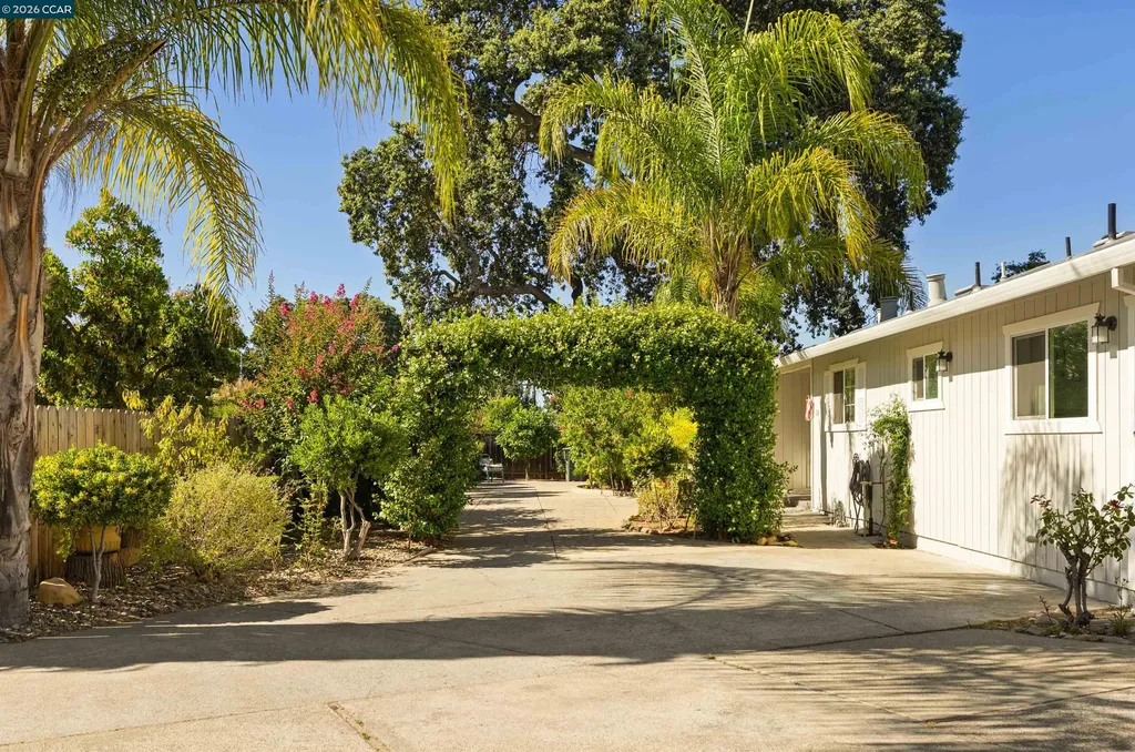 1694 Tammy Lane Concord CA 94519