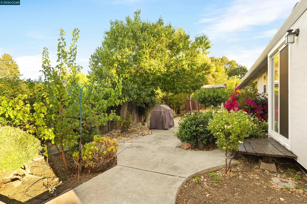 1694 Tammy Lane Concord CA 94519