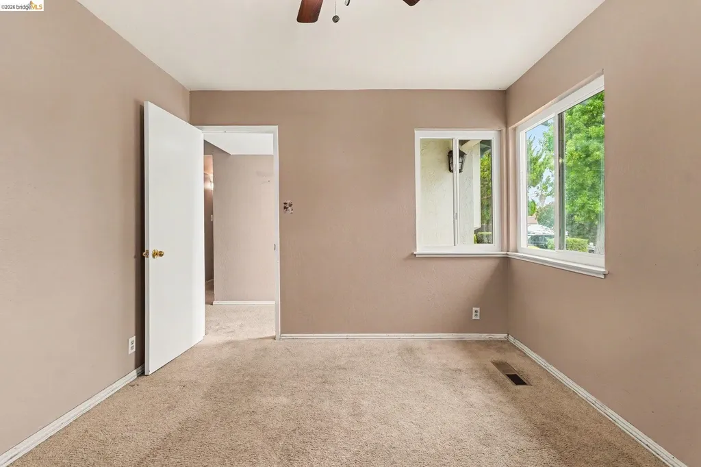1359 Anza Way Livermore CA 94550