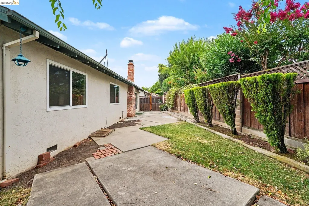 1359 Anza Way Livermore CA 94550