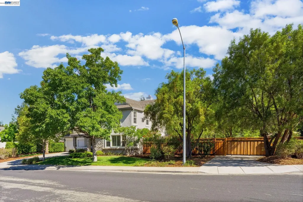 1330 Capri Court Livermore CA 94550