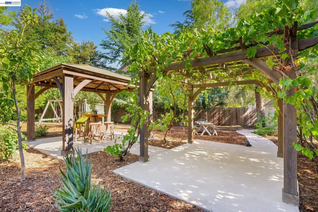 1330 Capri Court Livermore CA 94550