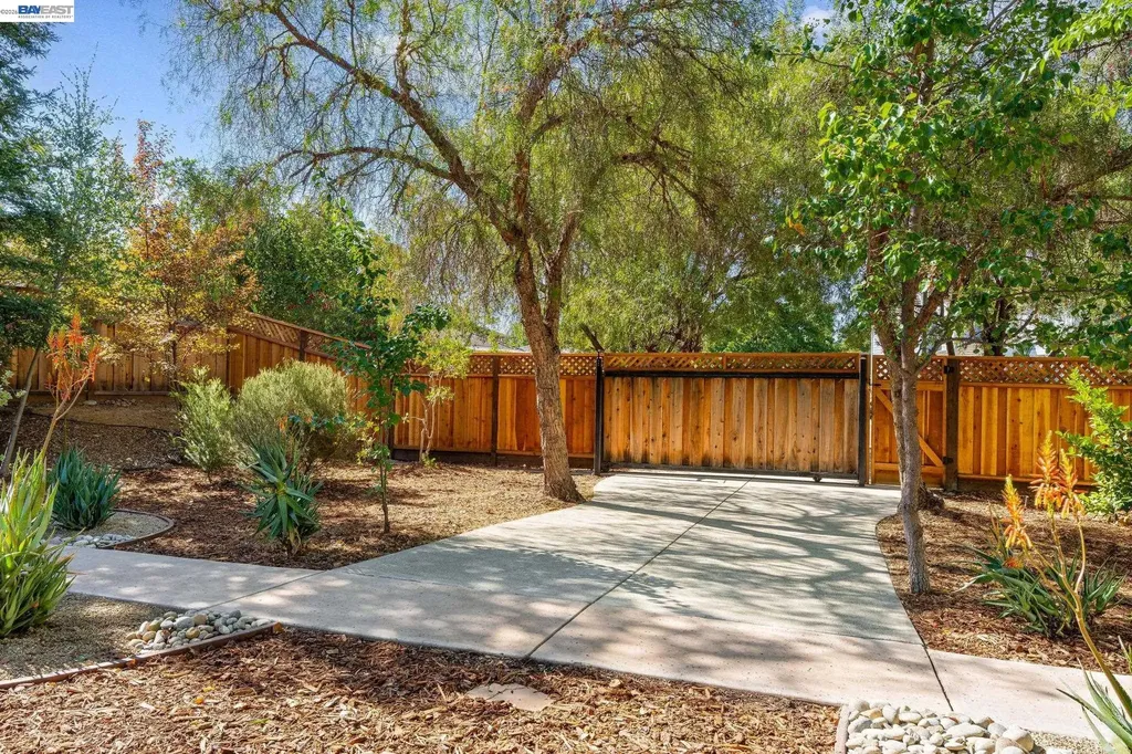 1330 Capri Court Livermore CA 94550