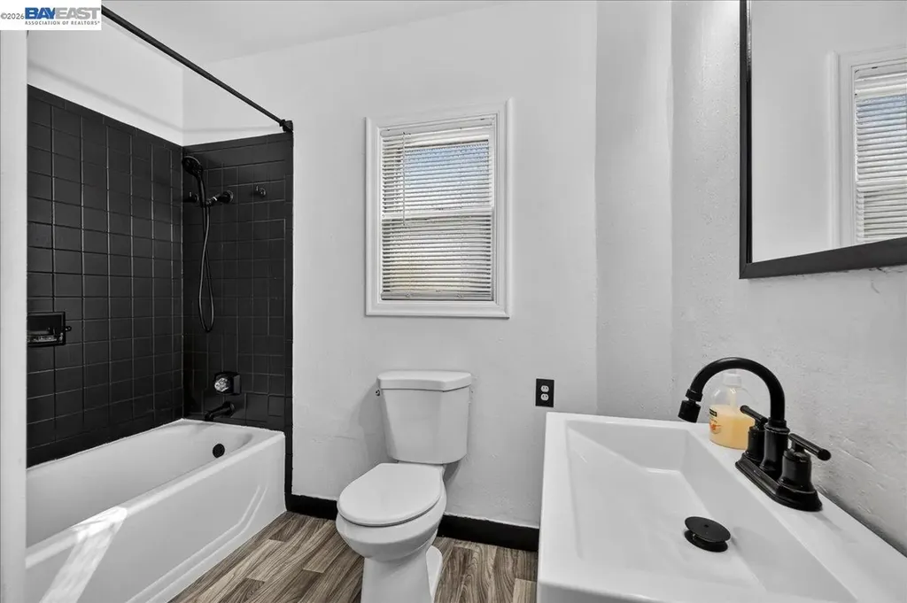 1163 85th Avenue Oakland CA 94621