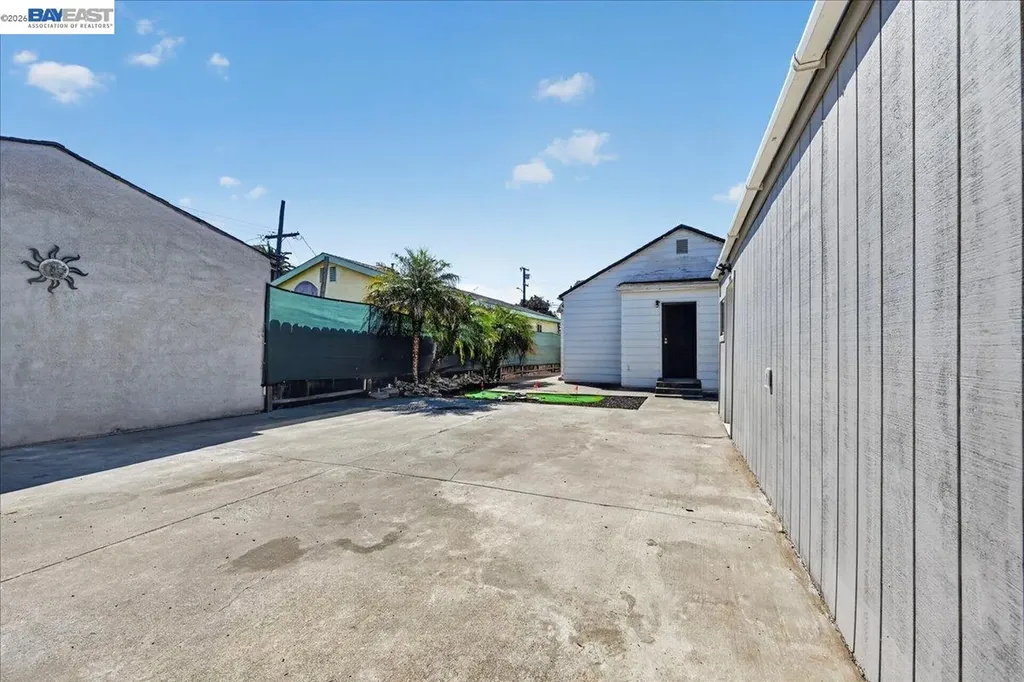 1163 85th Avenue Oakland CA 94621