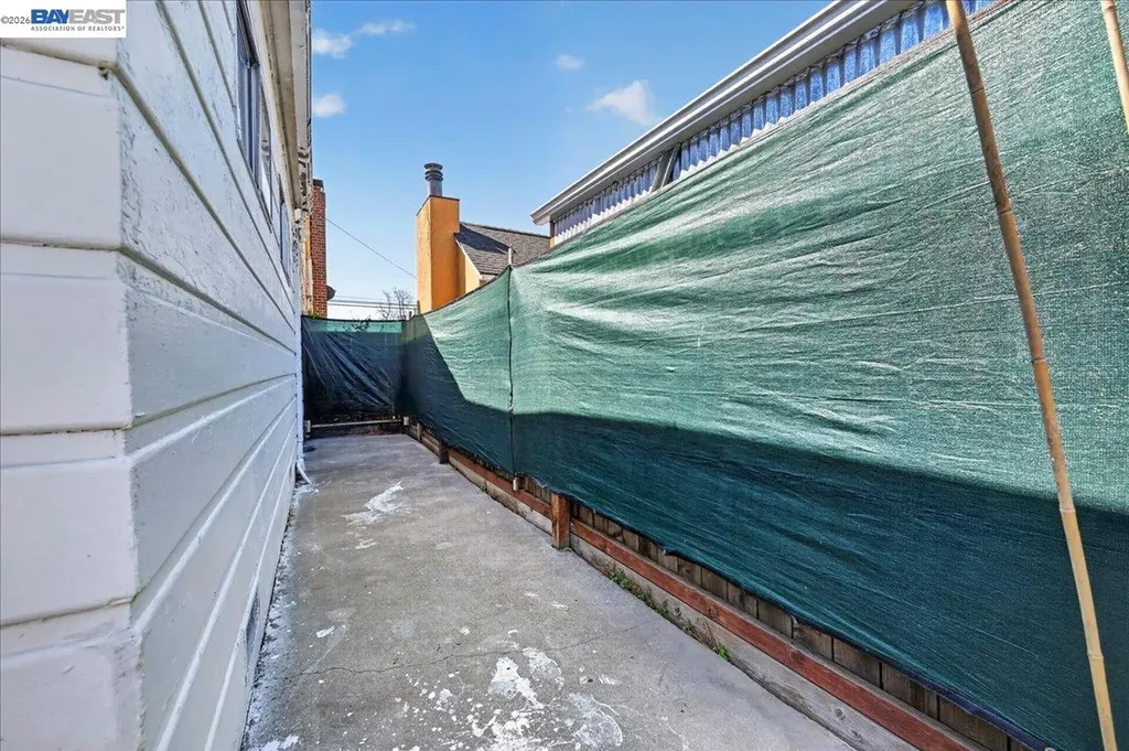 1163 85th Avenue Oakland CA 94621