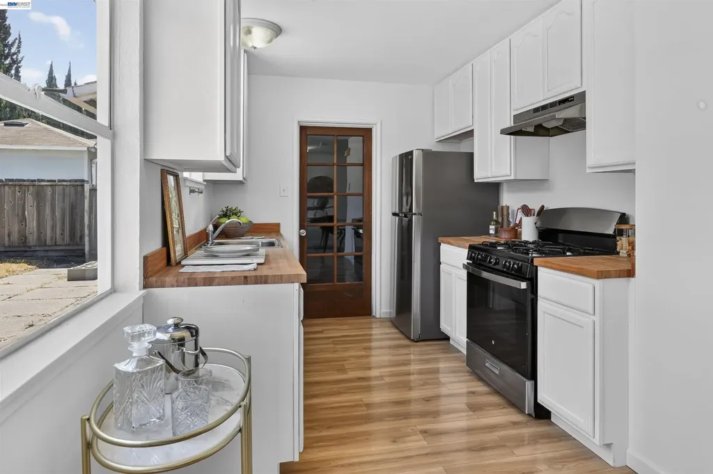 14326 Bradley Street San Leandro CA 94579