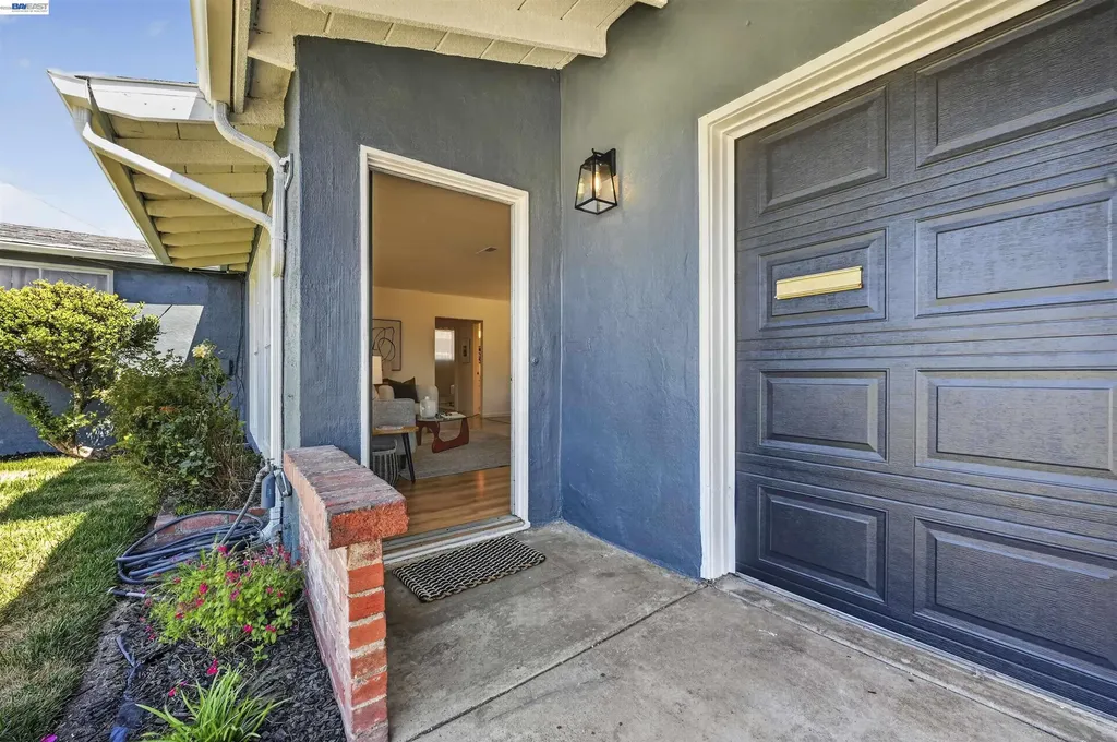 14326 Bradley Street San Leandro CA 94579