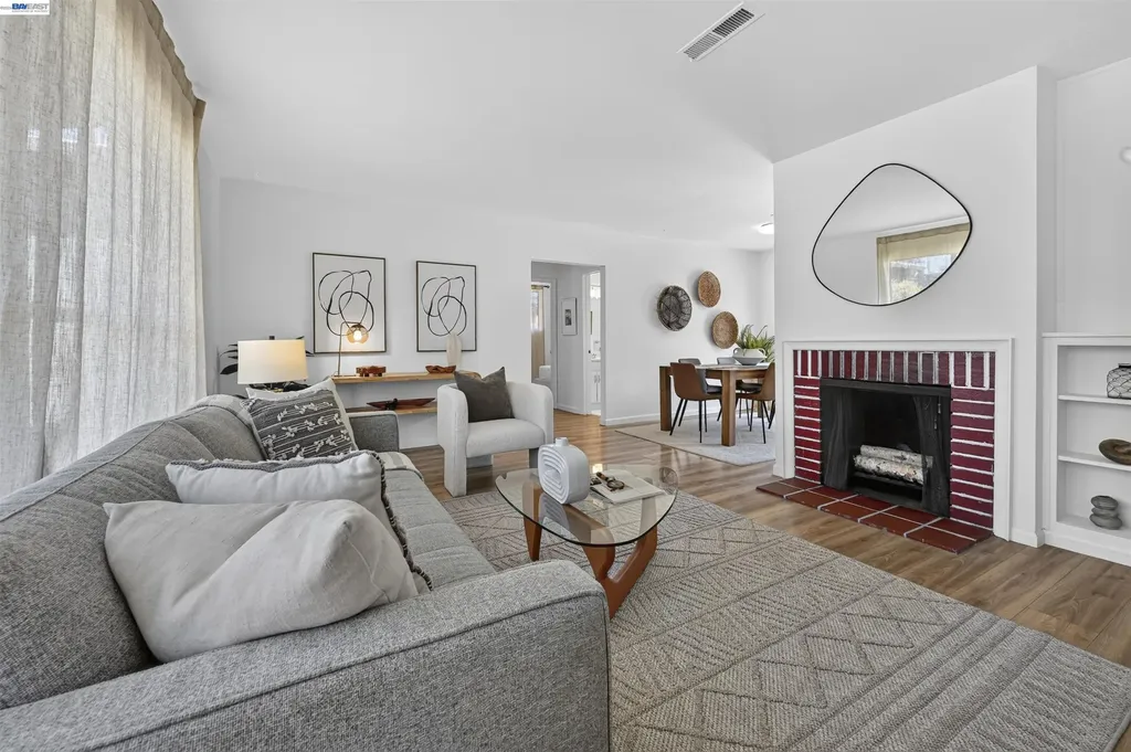 14326 Bradley Street San Leandro CA 94579