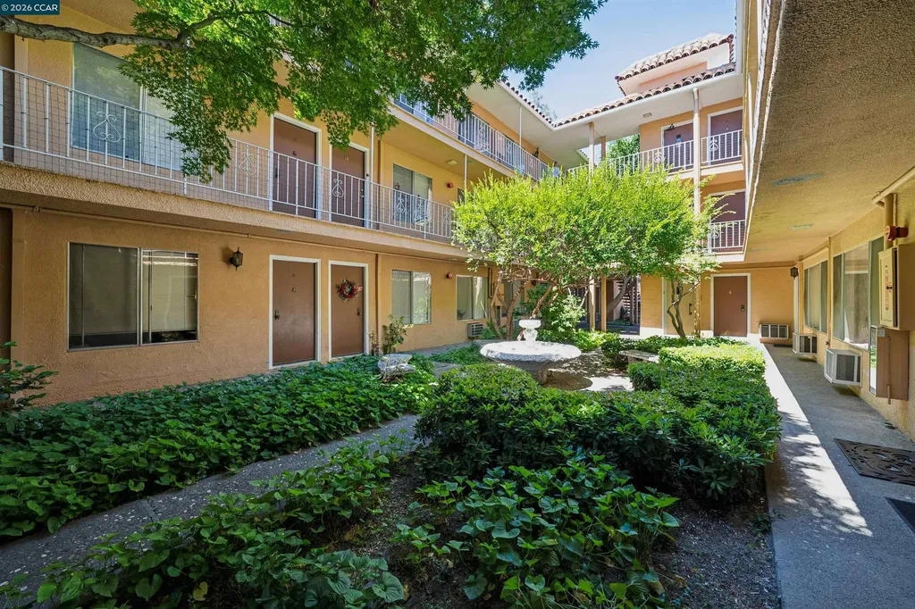 1183 Saranap Avenue Walnut Creek CA 94595