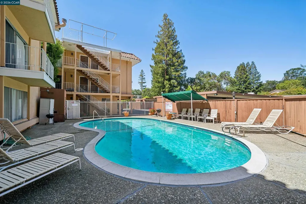1183 Saranap Avenue Walnut Creek CA 94595