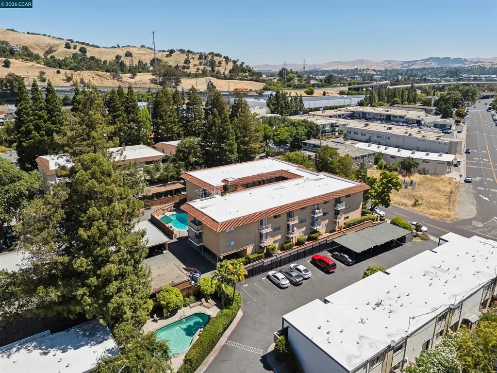 1183 Saranap Avenue Walnut Creek CA 94595