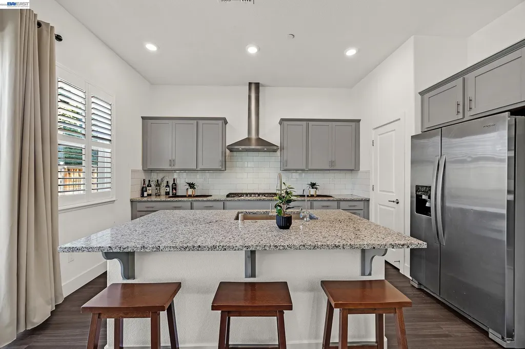 52 Redberry Loop Brentwood CA 94513