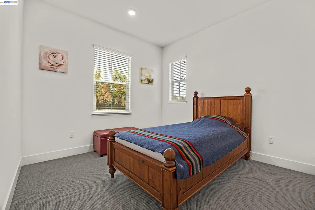 52 Redberry Loop Brentwood CA 94513