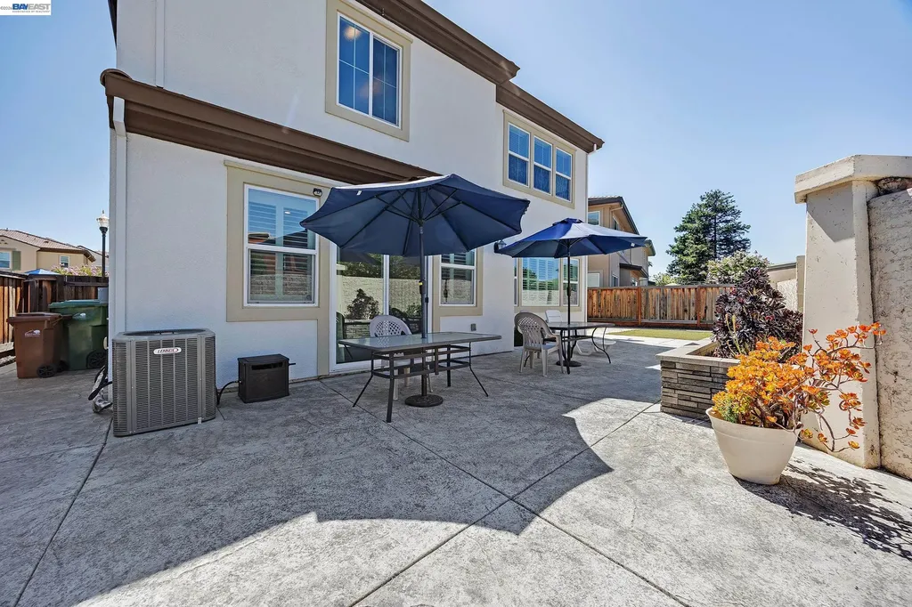 52 Redberry Loop Brentwood CA 94513