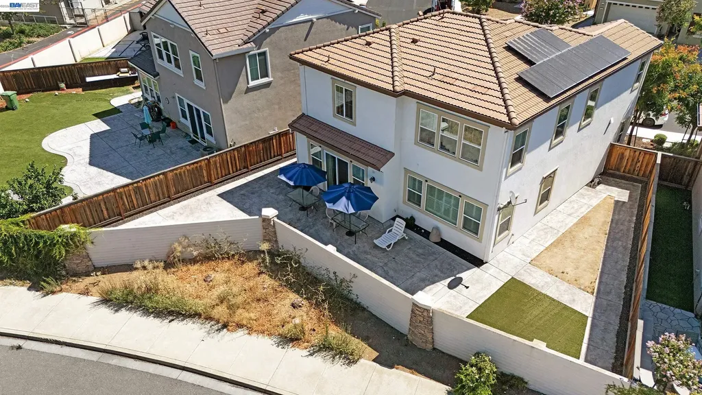 52 Redberry Loop Brentwood CA 94513