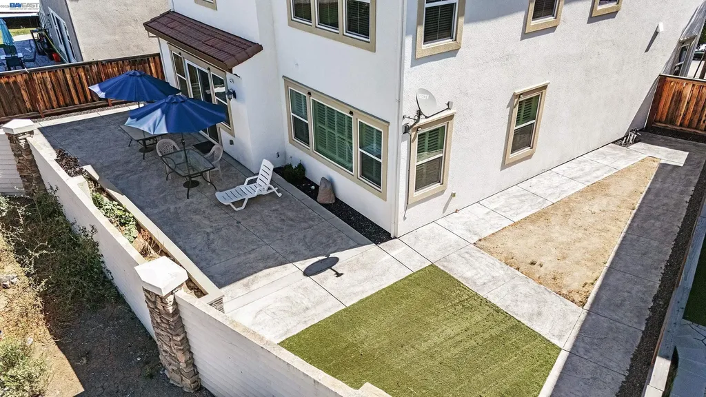 52 Redberry Loop Brentwood CA 94513