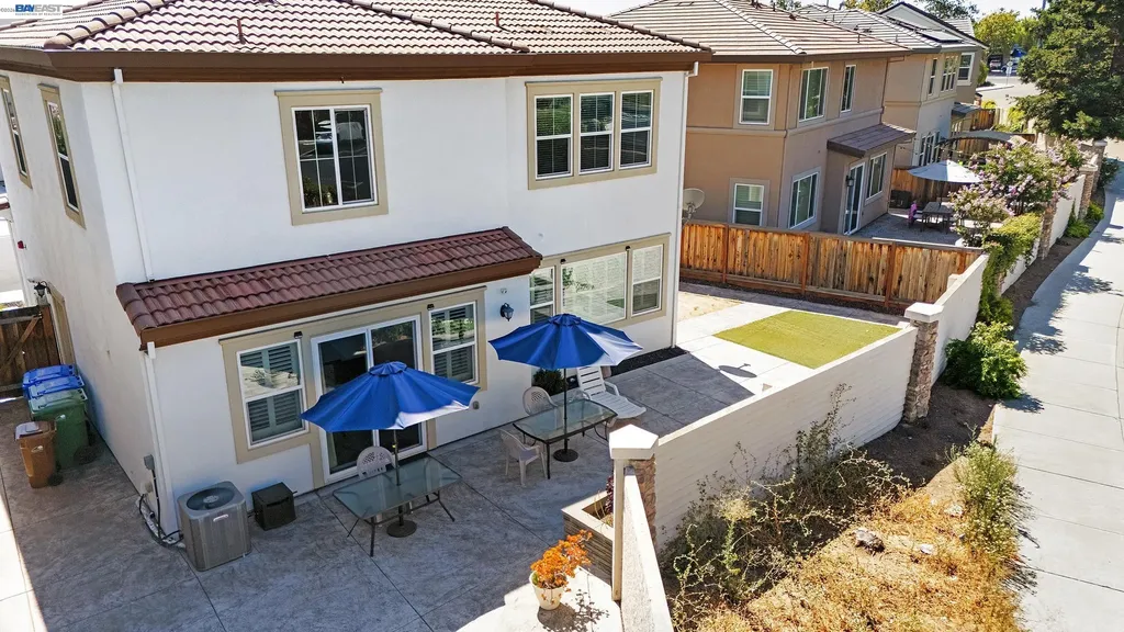 52 Redberry Loop Brentwood CA 94513
