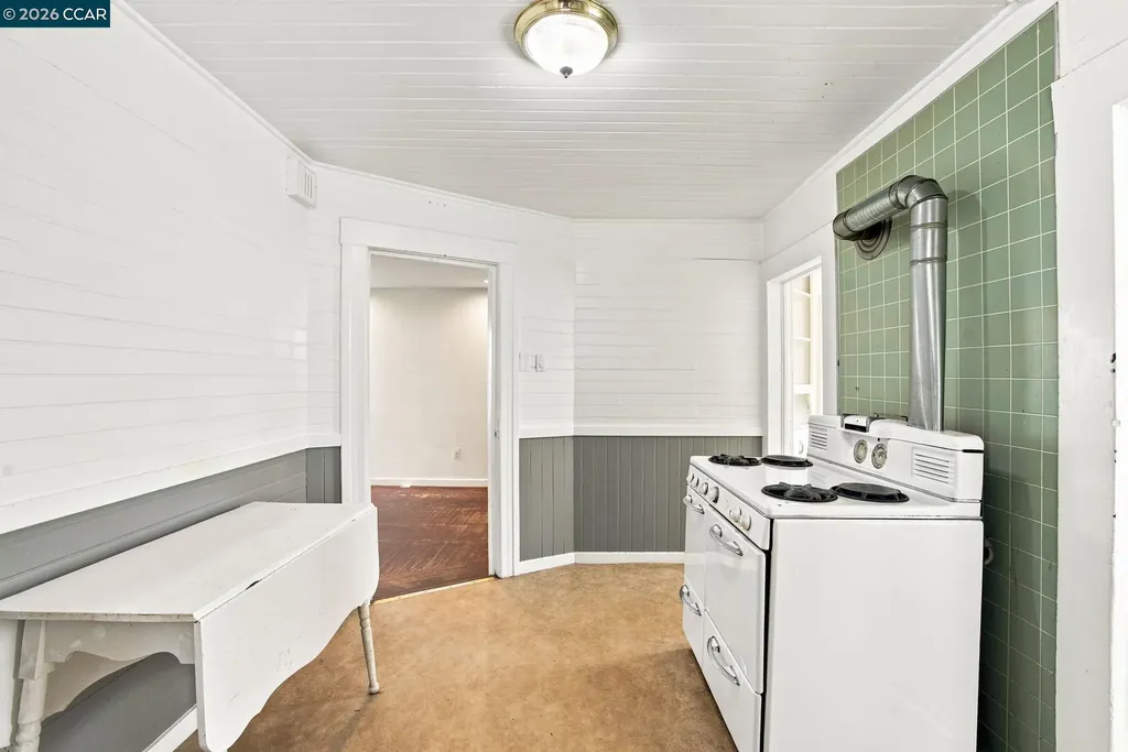 913 France Avenue San Francisco CA 94122