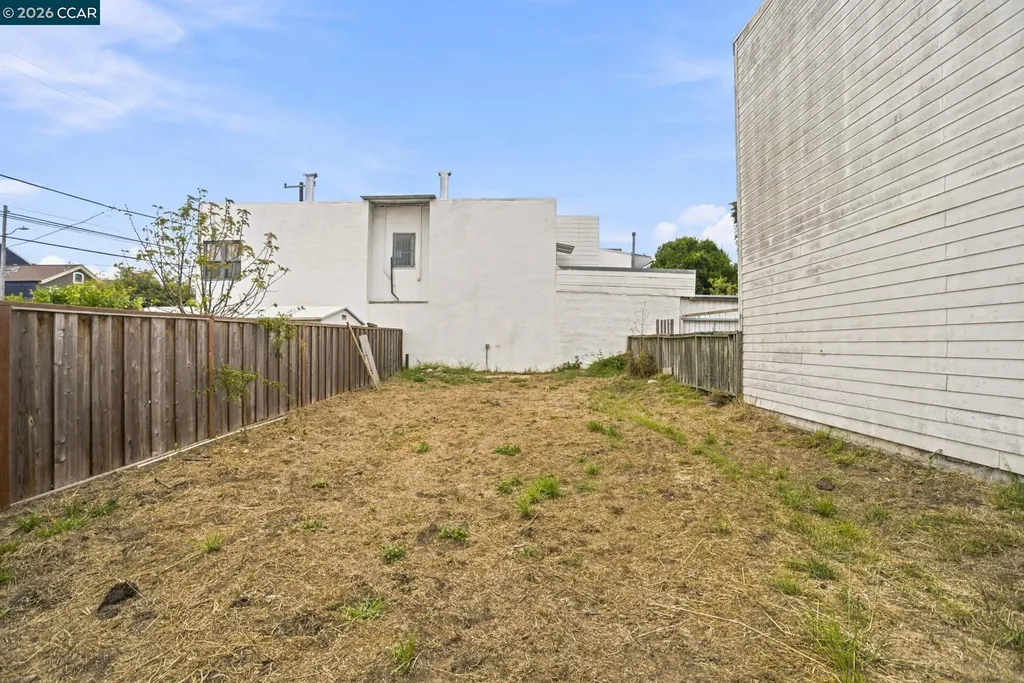 913 France Avenue San Francisco CA 94122