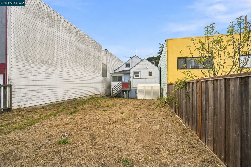 913 France Avenue San Francisco CA 94122