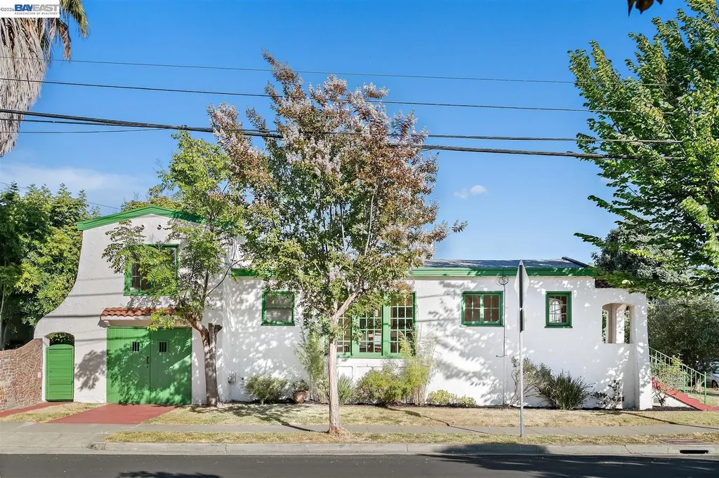 2801 Clay Street Alameda CA 94501