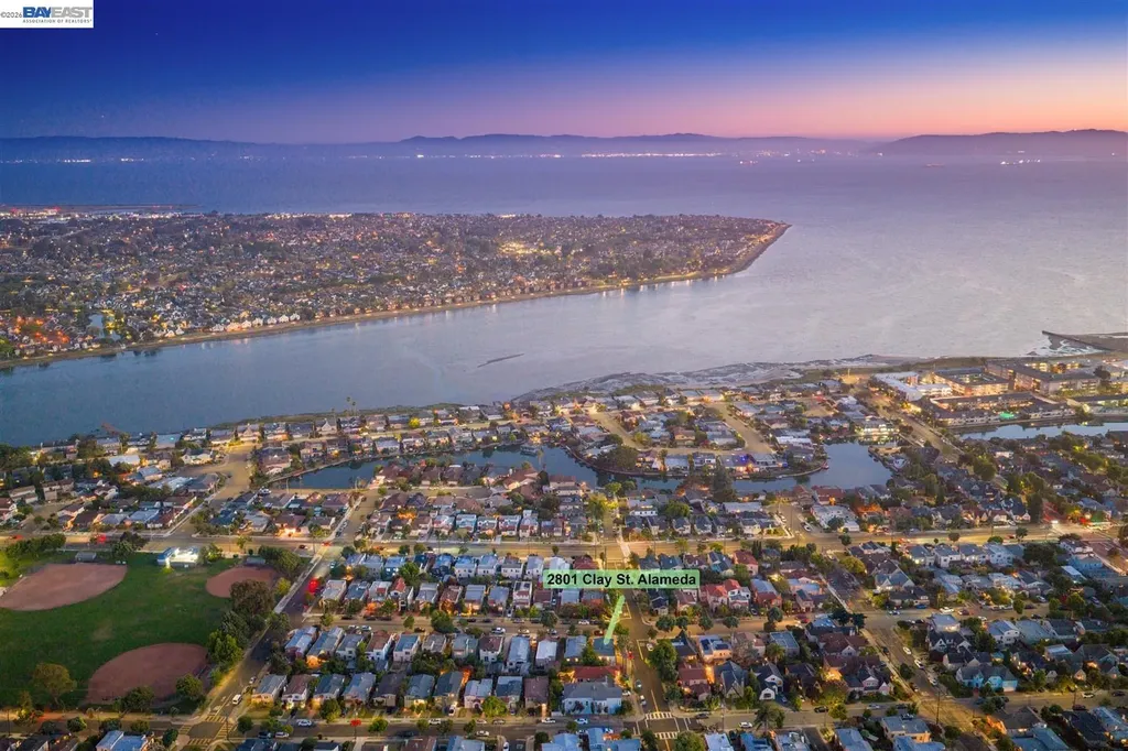 2801 Clay Street Alameda CA 94501