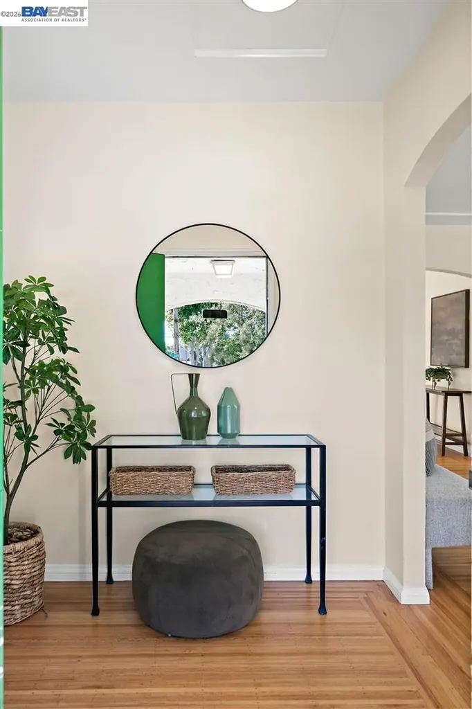 2801 Clay Street Alameda CA 94501