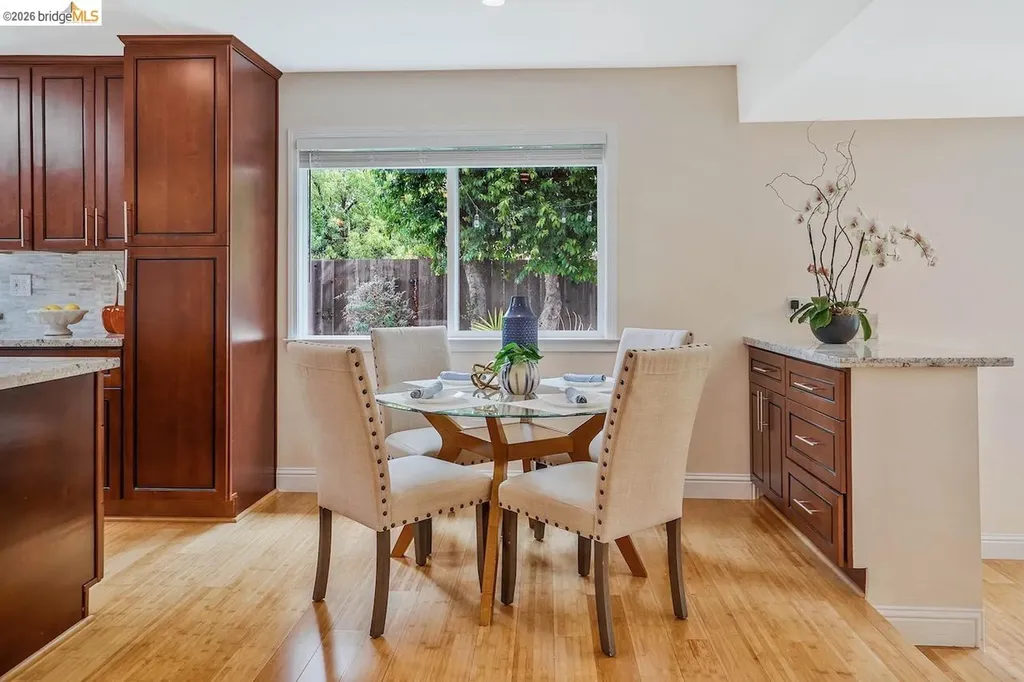 2198 La Orinda Concord CA 94518