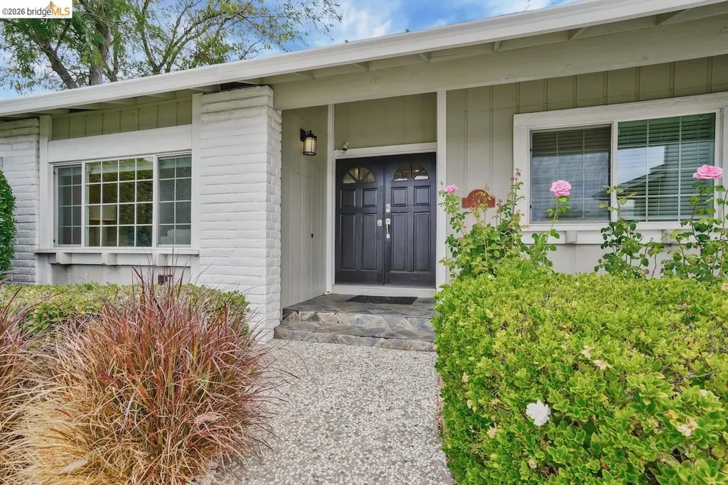 2198 La Orinda Concord CA 94518