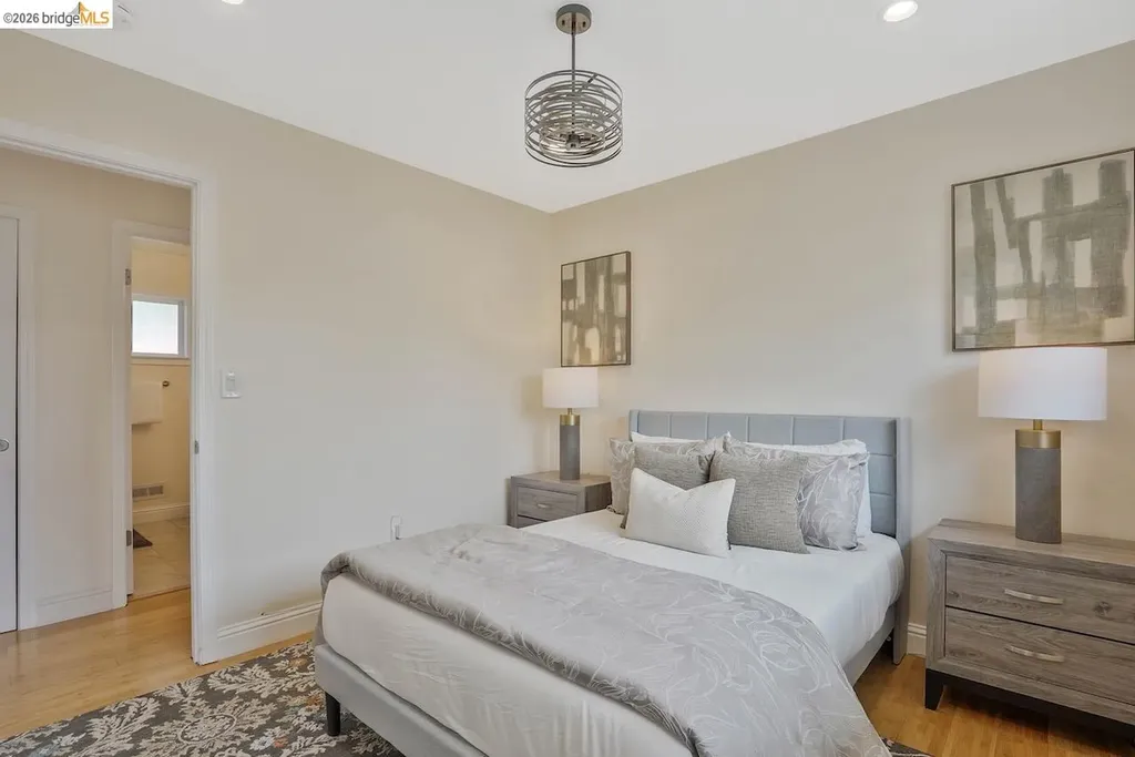 2198 La Orinda Concord CA 94518