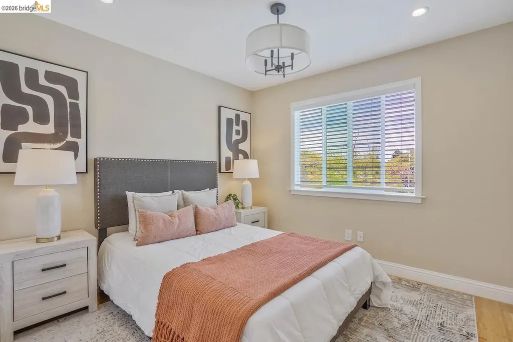 2198 La Orinda Concord CA 94518