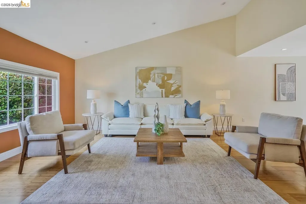 2198 La Orinda Concord CA 94518
