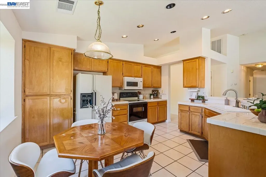 5212 Feather Way Antioch CA 94531