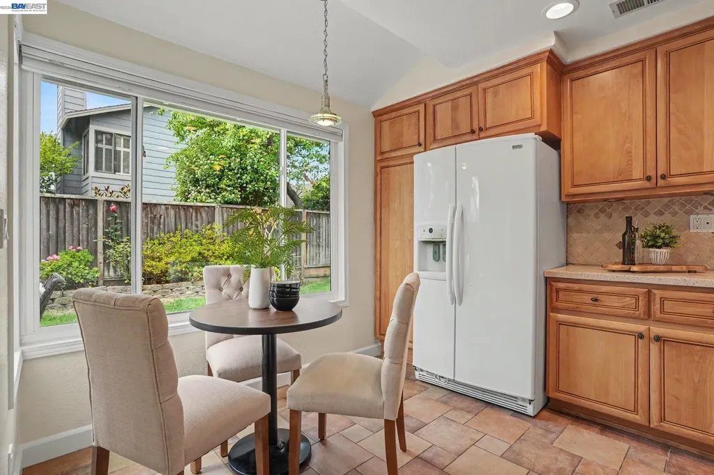 135 Justin Circle Alameda CA 94502