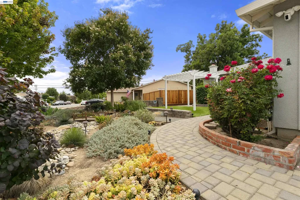 4645 Ridpath Street Fremont CA 94538