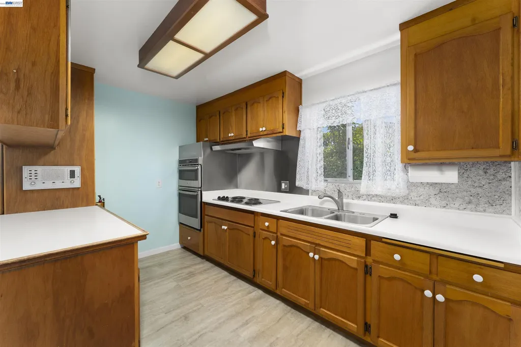 4645 Ridpath Street Fremont CA 94538