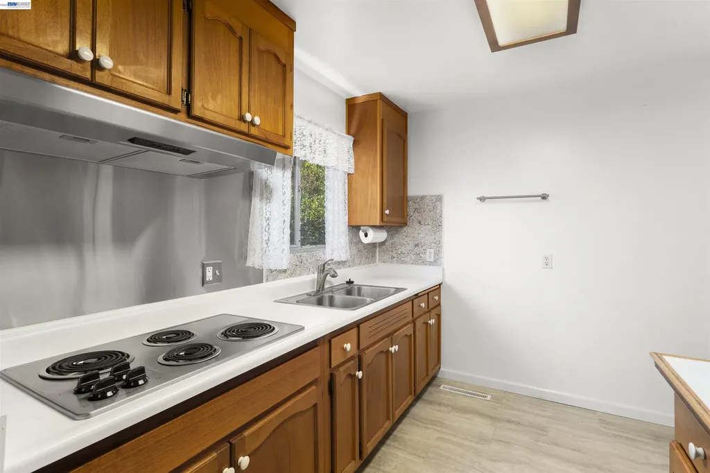 4645 Ridpath Street Fremont CA 94538