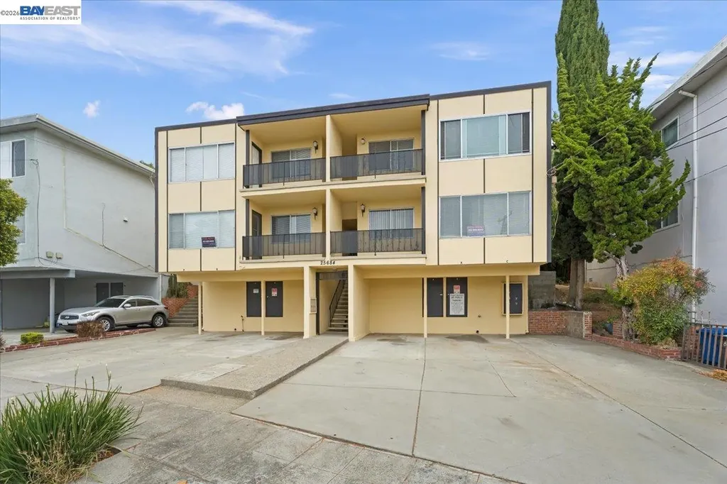 25684 Spring Drive Hayward CA 94542