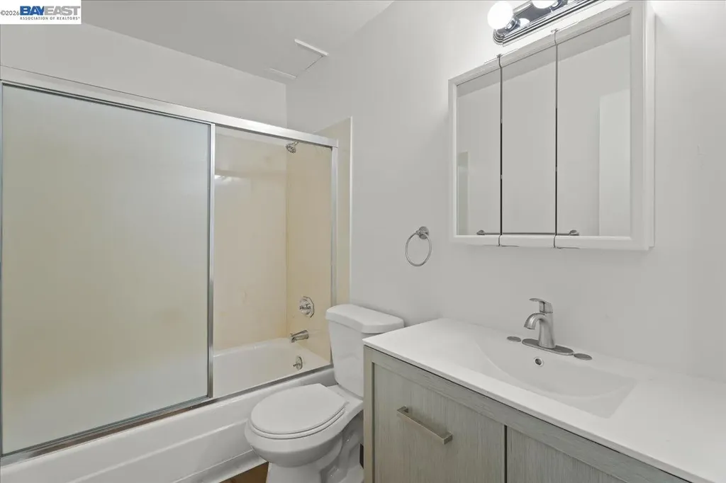 25684 Spring Drive Hayward CA 94542
