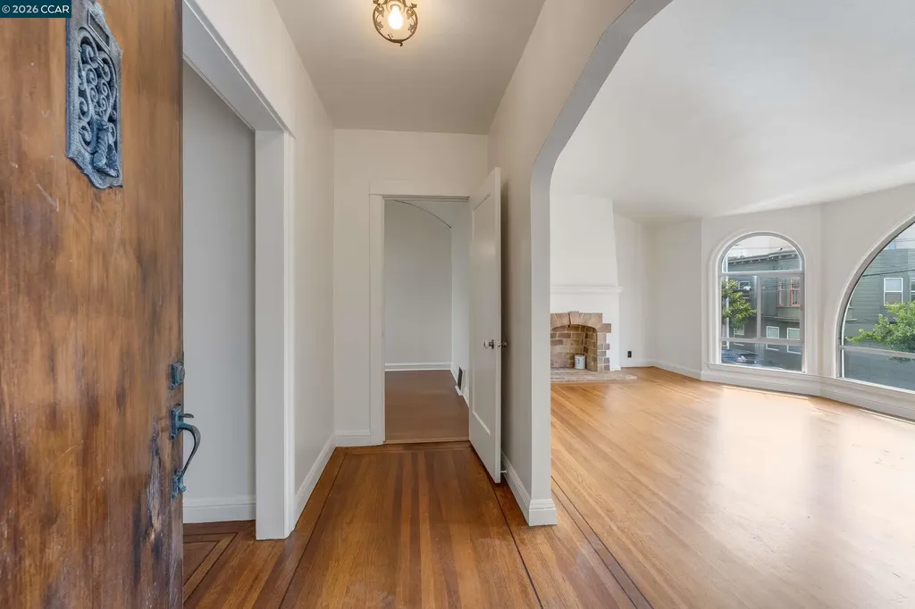 130 Woolsey Street San Francisco CA 94134