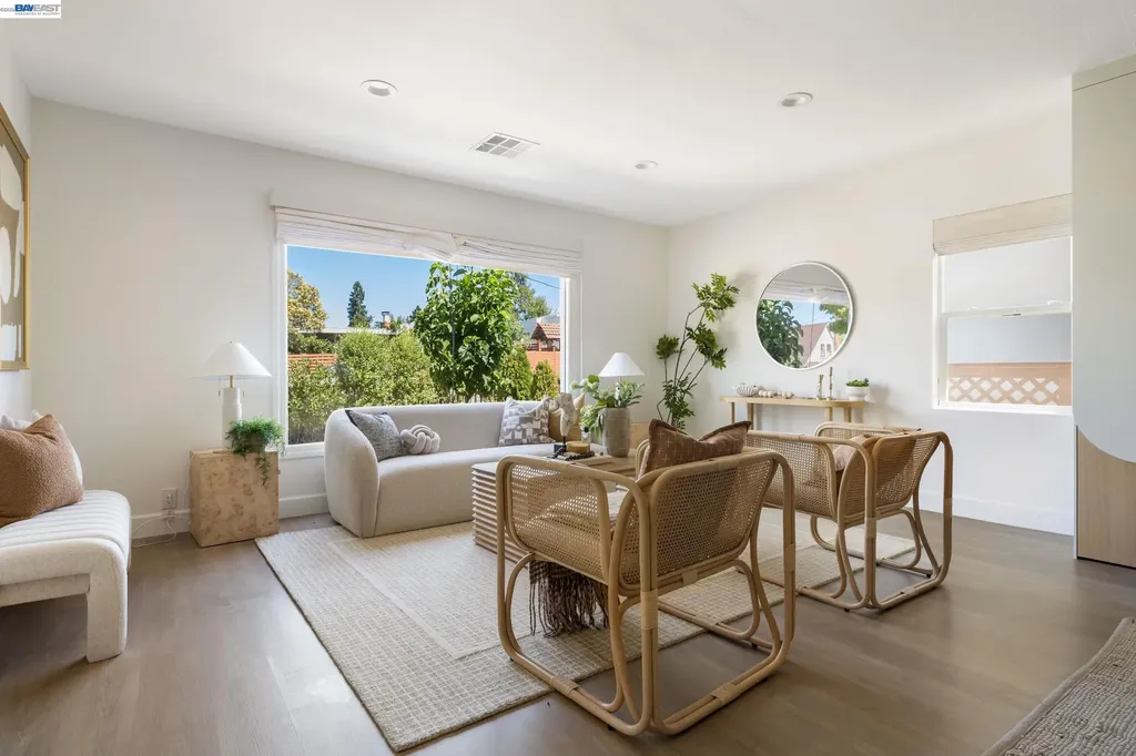 3954 Forest Hill Avenue Oakland CA 94602