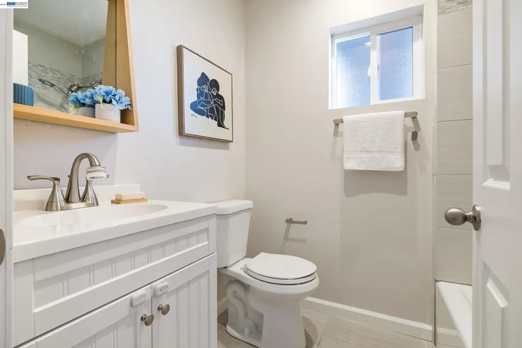 3954 Forest Hill Avenue Oakland CA 94602